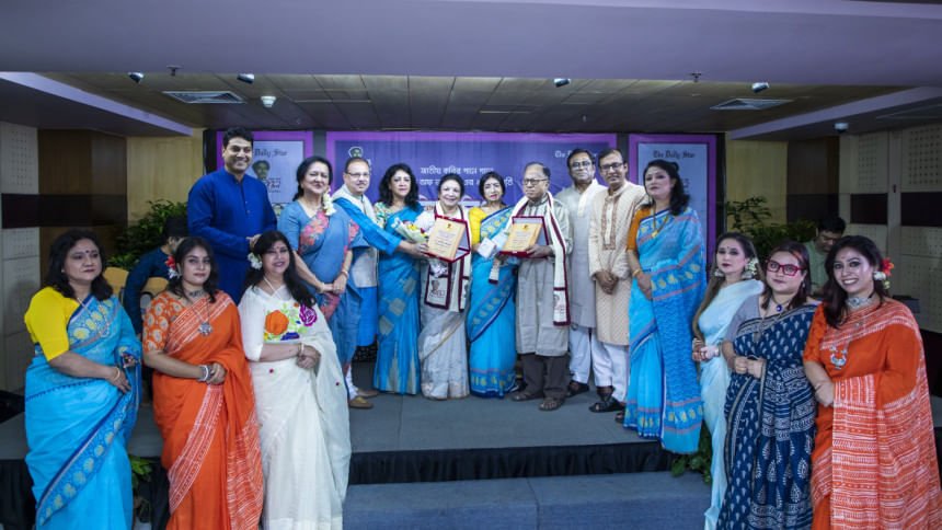 Dr Nashid Kamal, Sunil Chandra Das honoured at Gems of Nazrul’s 9th anniversary