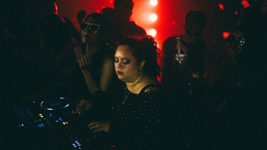 Bangladeshi female DJ finds her beat and owns the stage